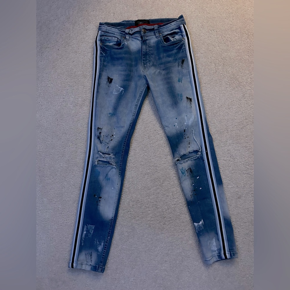 Encrypted Paint Splattered Jeans    |     Size : 30/30